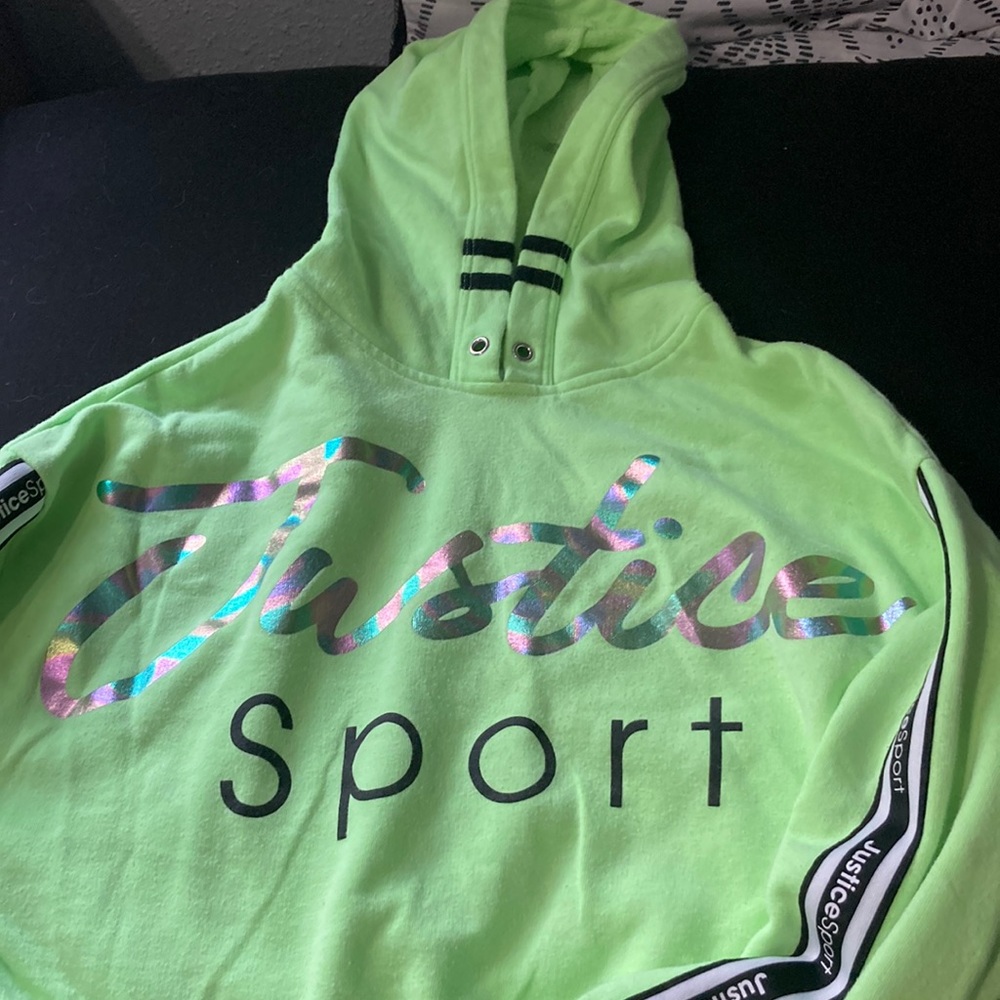 Justice sport cropped hoodie never worn